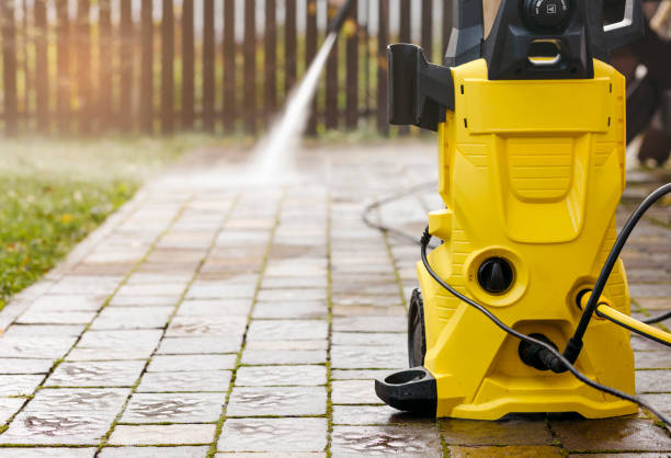 Best Roof Washing  in Holton, KS