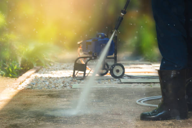 Best Warehouse Cleaning  in Holton, KS